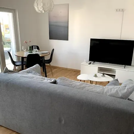Modern Sea View Apartment, 3 Min To Beach, Parking & Ac * Vodice