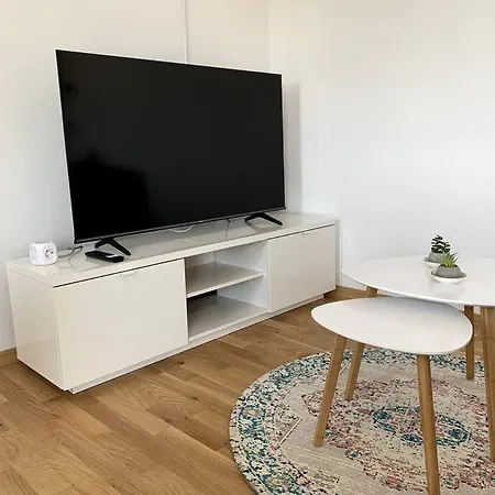 Apartment Modern Sea View Apartment, 3 Min To Beach, Parking & Ac Vodice