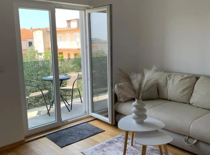 Deluxe Anna * 沃迪切