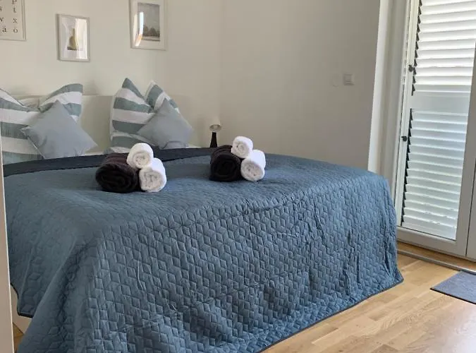 Deluxe Anna * Vodice