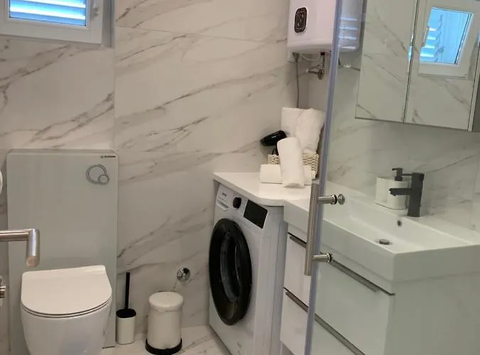 Deluxe Anna * Vodice